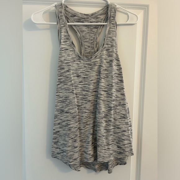 lululemon athletica Tops - Lululemon women’s open back tank